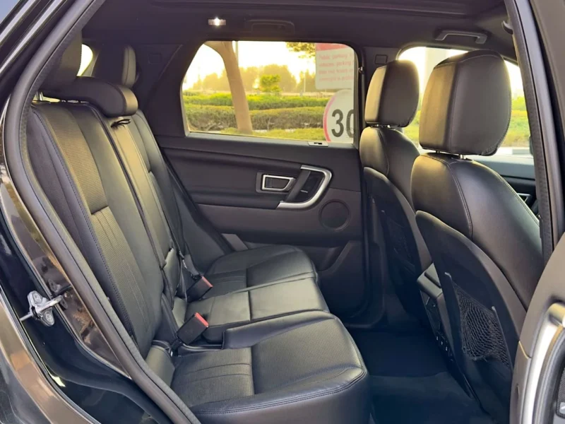 2019 Land Rover Discovery Sport HSE 2.0 Litres 4 Cylinders Petrol Engine Black SUV Automatic