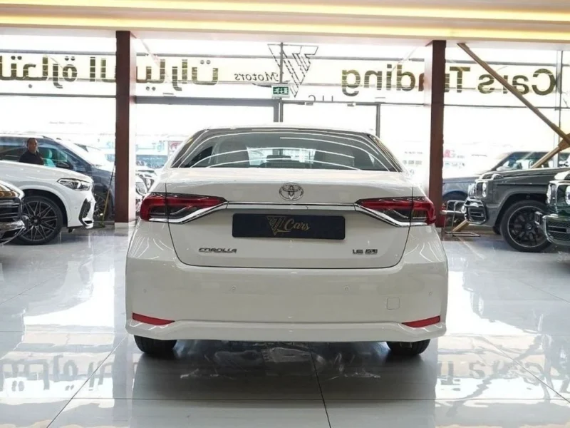 2026 TOYOTA COROLLA XLI 1.6 Litres 4 Cylinders Petrol Engine White Beige Sedan GCC Specs