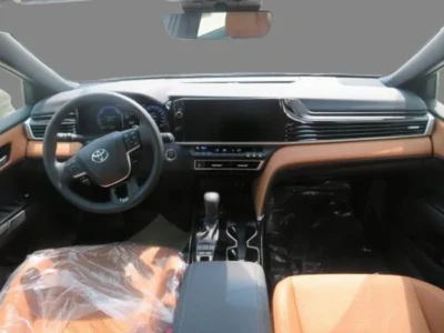 2024 Toyota Camry CLASSIC 2.5 Litres 4 Cylinders Petrol Engine White Orange Sedan
