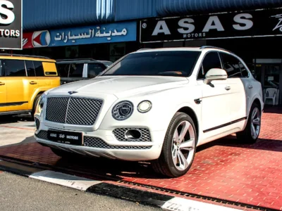 2020 Bentley Bentayga Special Edition 8 Cylinders petrol Engine White Tan GCC Specs