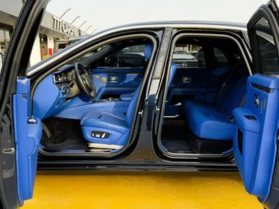 2021 Rolls Royce Ghost .75-litre twin-turbo V12 Petrol Engine Blue Sedan GCC Specs