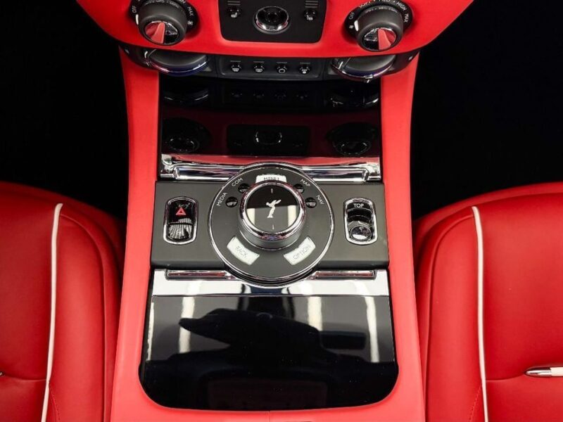 2020 Rolls-Royce Dawn Silver Package 6.6L 12 Cylinders Petrol Engine White Red Convertible