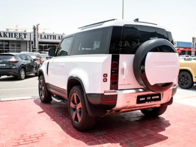 2025 Land Rover Defender 90 S P300 4 Cylinders Petrol Engine White Black SUV GCC Specs
