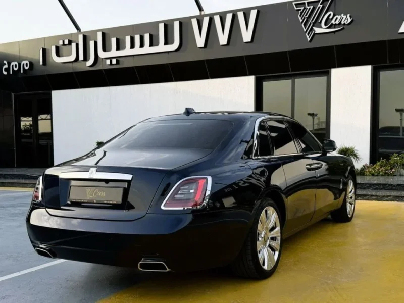 2021 Rolls Royce Ghost .75-litre twin-turbo V12 Petrol Engine Blue Sedan GCC Specs