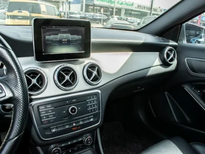 2017 Mercedes-Benz GLA-Class GLA 250 4 Cylinders Petrol Engine Grey Black SUV