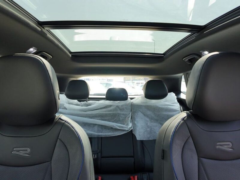 2025 VOLKSWAGEN TIGUAN L PRO 330TSI R-LINE SMART LEADING 4 Cylinders Black SUV