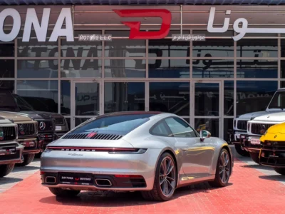 2020 Porsche 911 Carrera 3.0L Twin Turbo V6 Petrol Engine Silver Brown Coupe GCC Specs