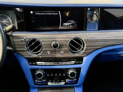 2021 Rolls Royce Ghost .75-litre twin-turbo V12 Petrol Engine Blue Sedan GCC Specs