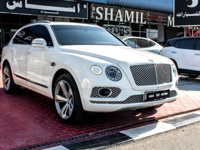 2020 Bentley Bentayga Special Edition 8 Cylinders petrol Engine White Tan GCC Specs