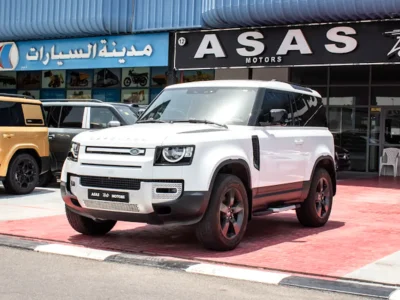 2025 Land Rover Defender 90 S P300 4 Cylinders Petrol Engine White Black SUV GCC Specs