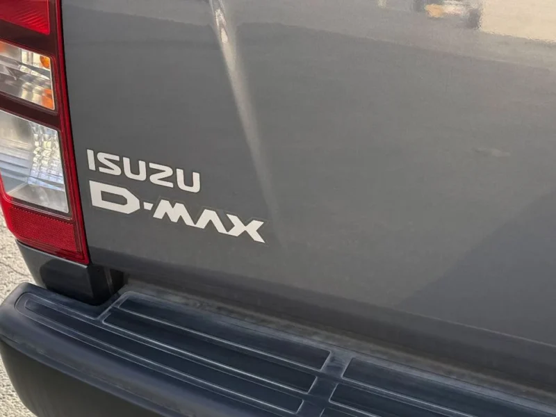 2026 Isuzu D-Max Intercooler 2.5L Turbo Diesel Intercooler Engine Black Grey Pickup Truck