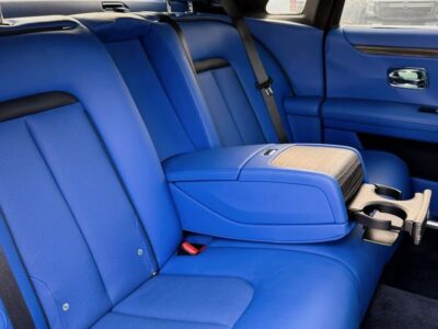 2021 Rolls Royce Ghost .75-litre twin-turbo V12 Petrol Engine Blue Sedan GCC Specs