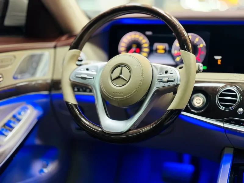 2018 Mercedes-Benz S 560 4MATIC V8 Biturbo Petrol Engine White Beige Sedan GCC Specs