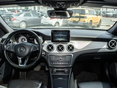 2017 Mercedes-Benz GLA-Class GLA 250 4 Cylinders Petrol Engine Grey Black SUV