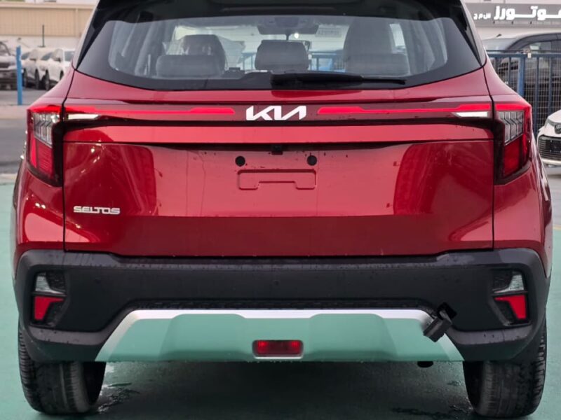 2026 Kia Seltos 1.5L Naturally Aspirated Petrol 4 Cylinders Red Beige SUV GCC Specs