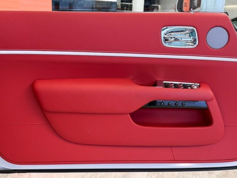 2020 Rolls-Royce Dawn Silver Package 6.6L 12 Cylinders Petrol Engine White Red Convertible