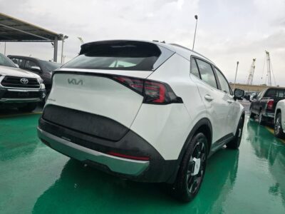 2026 Kia Sportage 2.0 Litres Turbocharged Inline-4 Engine White Beige SUV GCC Specs