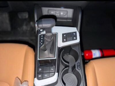 2026 Kia Sportage 2.0 Litres Turbocharged Inline-4 Engine White Brown SUV GCC Specs