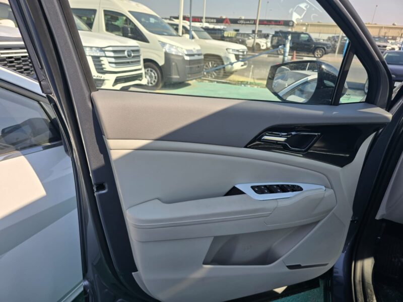 2026 Kia Sportage Luxury 1.5L Turbocharged Inline-4 Petrol Engine Grey Beige SUV GCC Specs