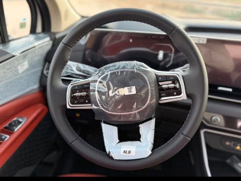 2026 KIA CARNIVAL 3.5 Litres 6 Cylinders Petrol Engine White Red SUV GCC Specs