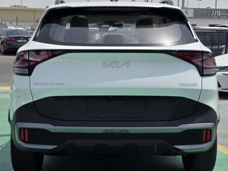 2026 Kia Sportage Luxury 1.5 Litres Turbocharged Inline-4 Petrol Engine White SUV GCC Specs