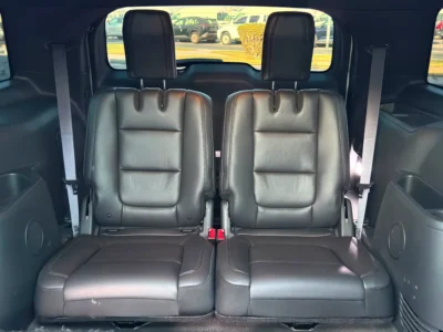 2015 Ford Explorer XLT 6 Cylinders Petrol Engine White Black SUV Japanese Specs