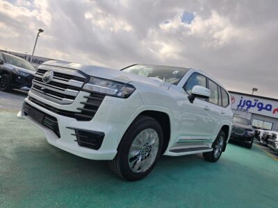 2026 TOYOTA LAND CRUISER LC300 GXR 3.5L Twin Turbo V6 Petrol Engine White Beige SUV