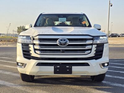 2026 Toyota Land Cruiser GXR 3.5L Twin Turbo 6 Cylinders Petrol Engine White Beige SUV GCC