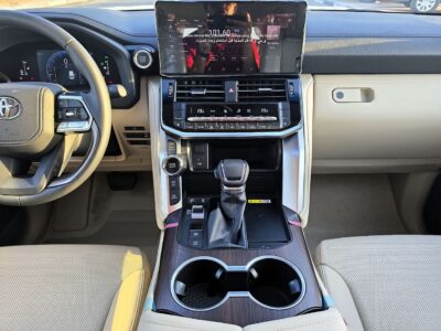 2026 Toyota Land Cruiser GXR 3.5L Twin Turbo 6 Cylinders Petrol Engine White Beige SUV GCC
