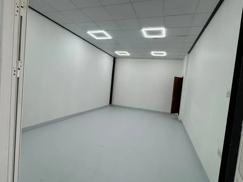 86 sqft SAFE, SECURE, SMALL STORAGE WAREHOUSE FOR RENT IN ALQUOZ 3 (BK)