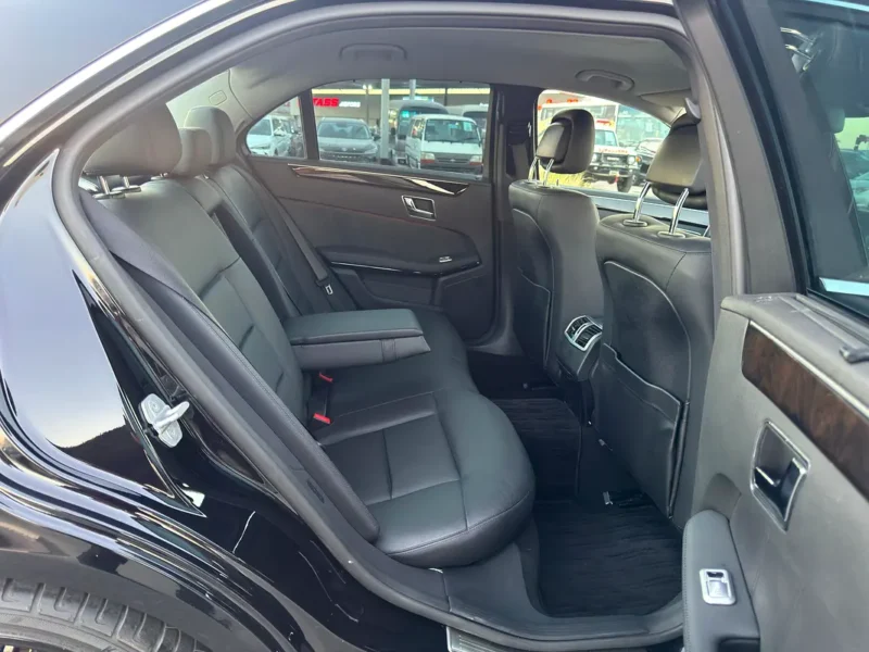 2009 Mercedes-Benz E-Class E 350 6 Cylinders Engine Black Sedan AUCTION GRADE 4 /B