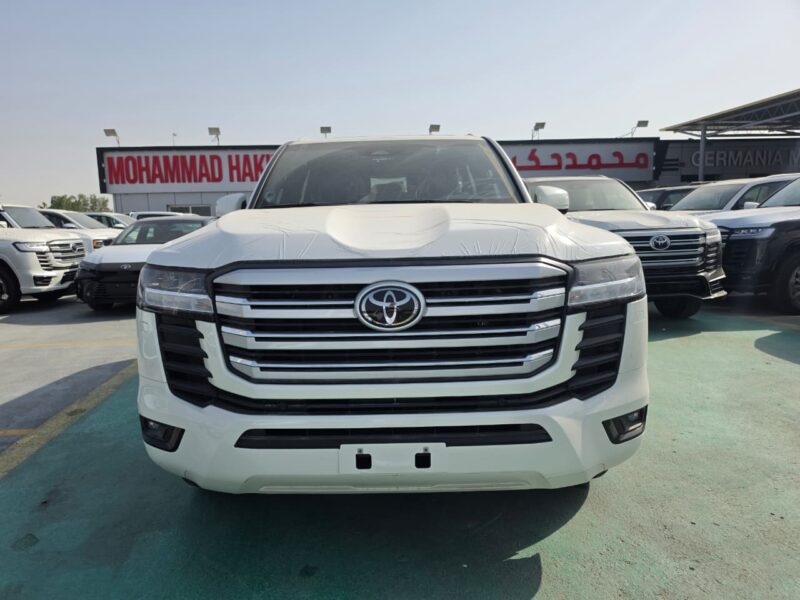2026 TOYOTA LAND CRUISER LC300 GXR 3.5L Twin Turbo V6 Petrol Engine White Black SUV