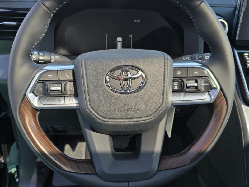 2026 TOYOTA LAND CRUISER VX 3.5 Litres V6 TWIN TURBO Petrol Engine Black SUV