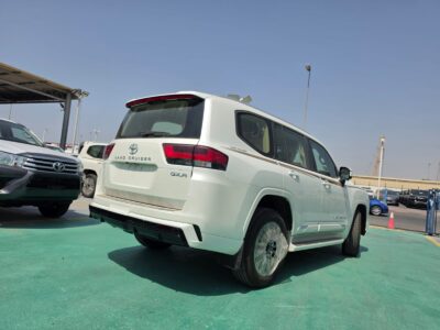 2026 TOYOTA LAND CRUISER LC300 GXR 4.0 Litres V6 Petrol Engine White Beige SUV