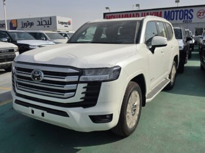 2026 TOYOTA LAND CRUISER LC300 GXR 3.5L Twin Turbo V6 Petrol Engine White Black SUV