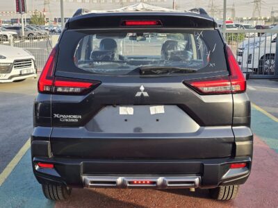 2025 Mitsubishi Xpander Cross P1 Line 1.5 Litres 4 Cylinders Petrol Engine Grey Black SUV GCC