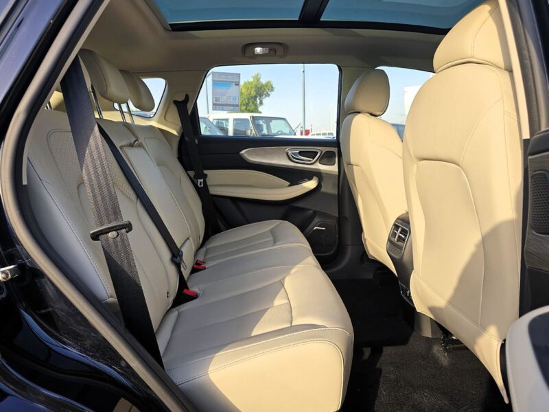2025 MG RX5 Luxury 1.5 Litres 4 Cylinders Petrol Turbo Engine Black Tan SUV AT GCC Specs