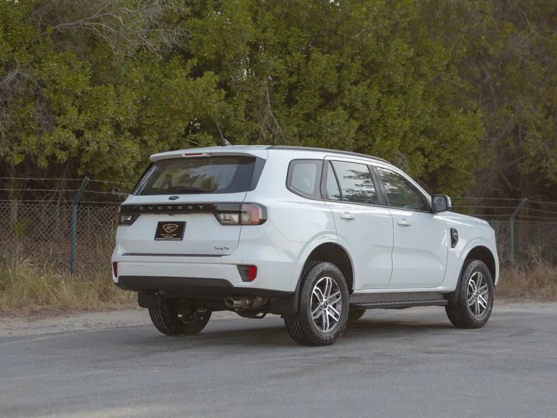 2024 Ford Everest XLS 2.3 Litres 4 Cylinders Petrol Engine White Black SUV GCC Specs