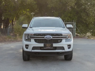 2024 Ford Everest XLS 2.3 Litres 4 Cylinders Petrol Engine White Black SUV GCC Specs