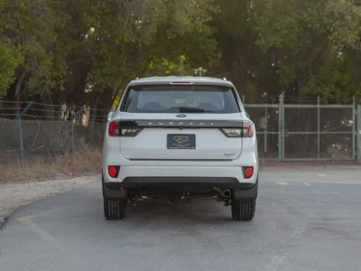 2024 Ford Everest XLS 2.3 Litres 4 Cylinders Petrol Engine White Black SUV GCC Specs