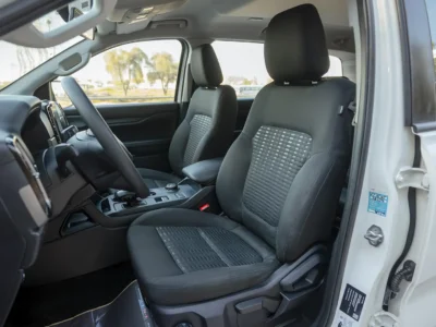 2024 Ford Everest XLS 2.3 Litres 4 Cylinders Petrol Engine White Black SUV GCC Specs