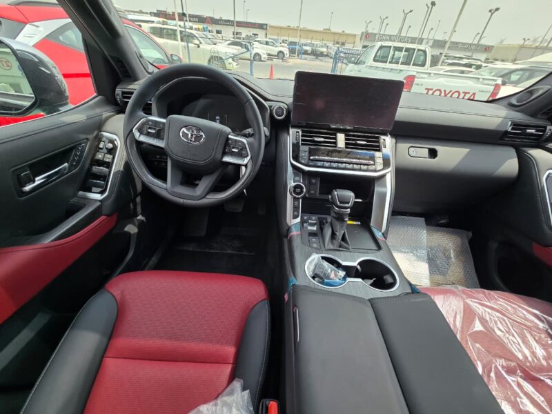 2026 TOYOTA LAND CRUISER LC300 VXR 3.5L Twin Turbo V6 Petrol Engine Black Red SUV