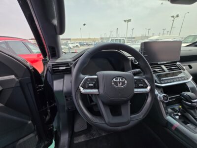 2026 TOYOTA LAND CRUISER LC300 VXR 3.5L Twin Turbo V6 Petrol Engine Black Red SUV