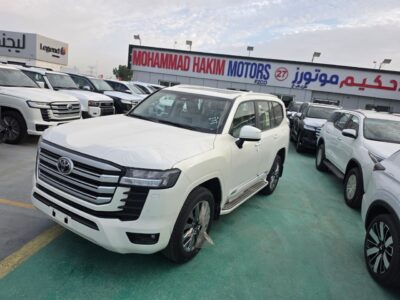 2026 TOYOTA LAND CRUISER LC300 GXR 4WD 4.0 Litres V6 Petrol Engine White Beige SUV