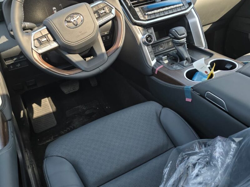 2026 TOYOTA LAND CRUISER VX 3.5 Litres V6 TWIN TURBO Petrol Engine Black SUV