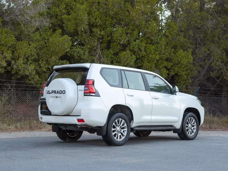 2019 Toyota Prado EXR 4.0 Litres 6 Cylinders Petrol Engine White Beige SUV GCC Specs