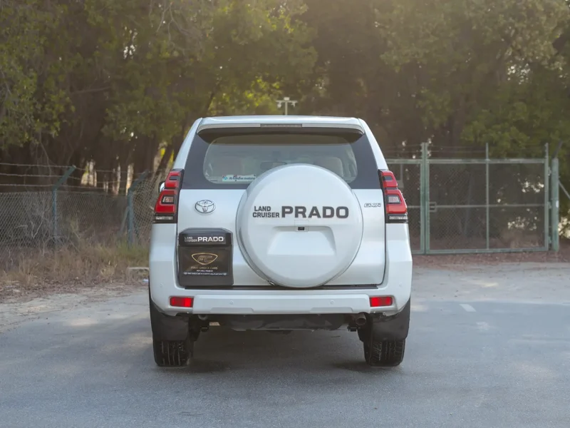 2019 Toyota Prado EXR 4.0 Litres 6 Cylinders Petrol Engine White Beige SUV GCC Specs