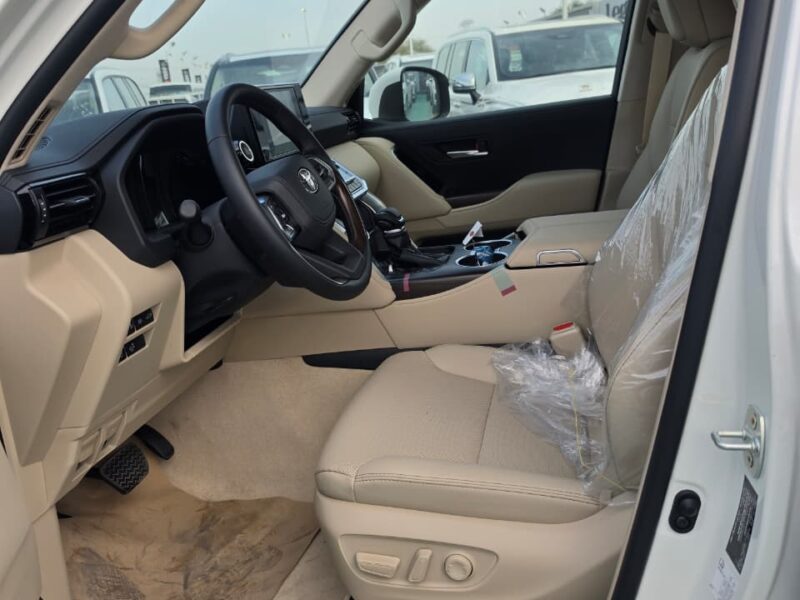 2026 TOYOTA LAND CRUISER LC300 GXR 4WD 4.0 Litres V6 Petrol Engine White Beige SUV