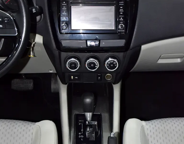2019 Mitsubishi ASX GLS 4 Cylinders petrol Engine Silver Beige SUV GCC Specs Automatic