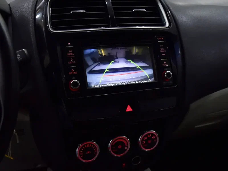2019 Mitsubishi ASX GLS 4 Cylinders petrol Engine Silver Beige SUV GCC Specs Automatic